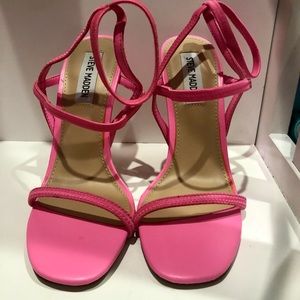 Nectur Neon pink heels